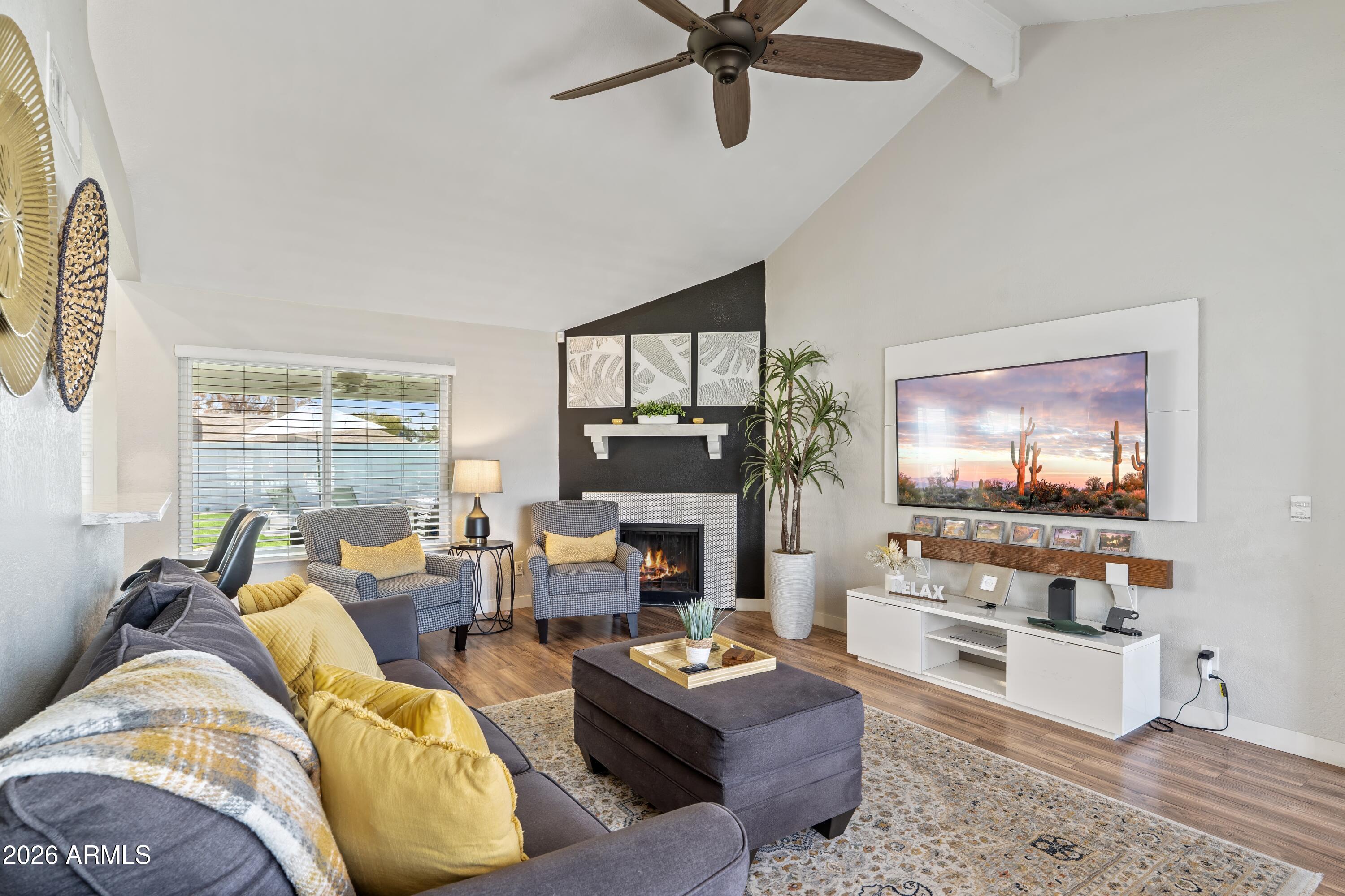2213 W IRMA Lane