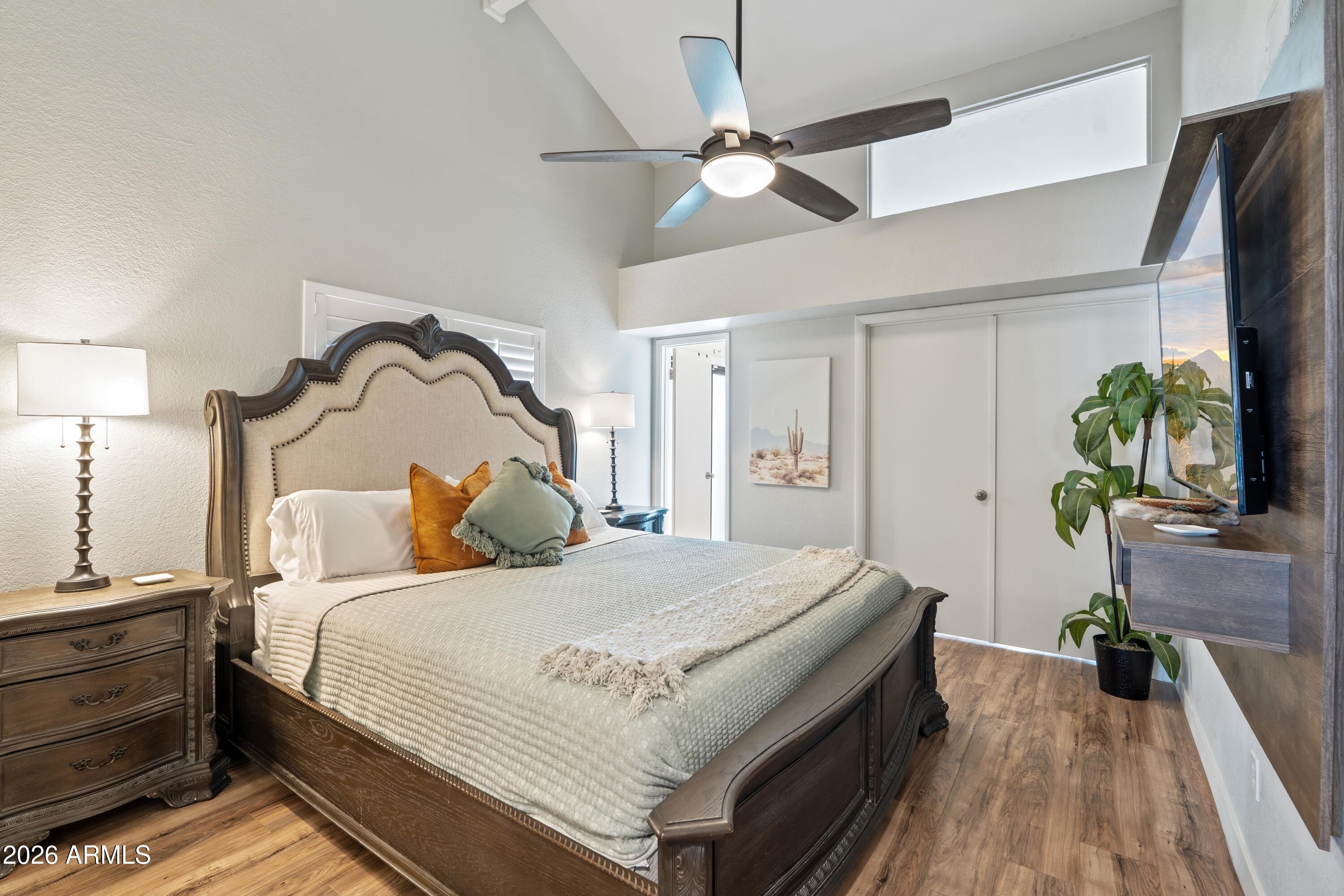 2213 W IRMA Lane