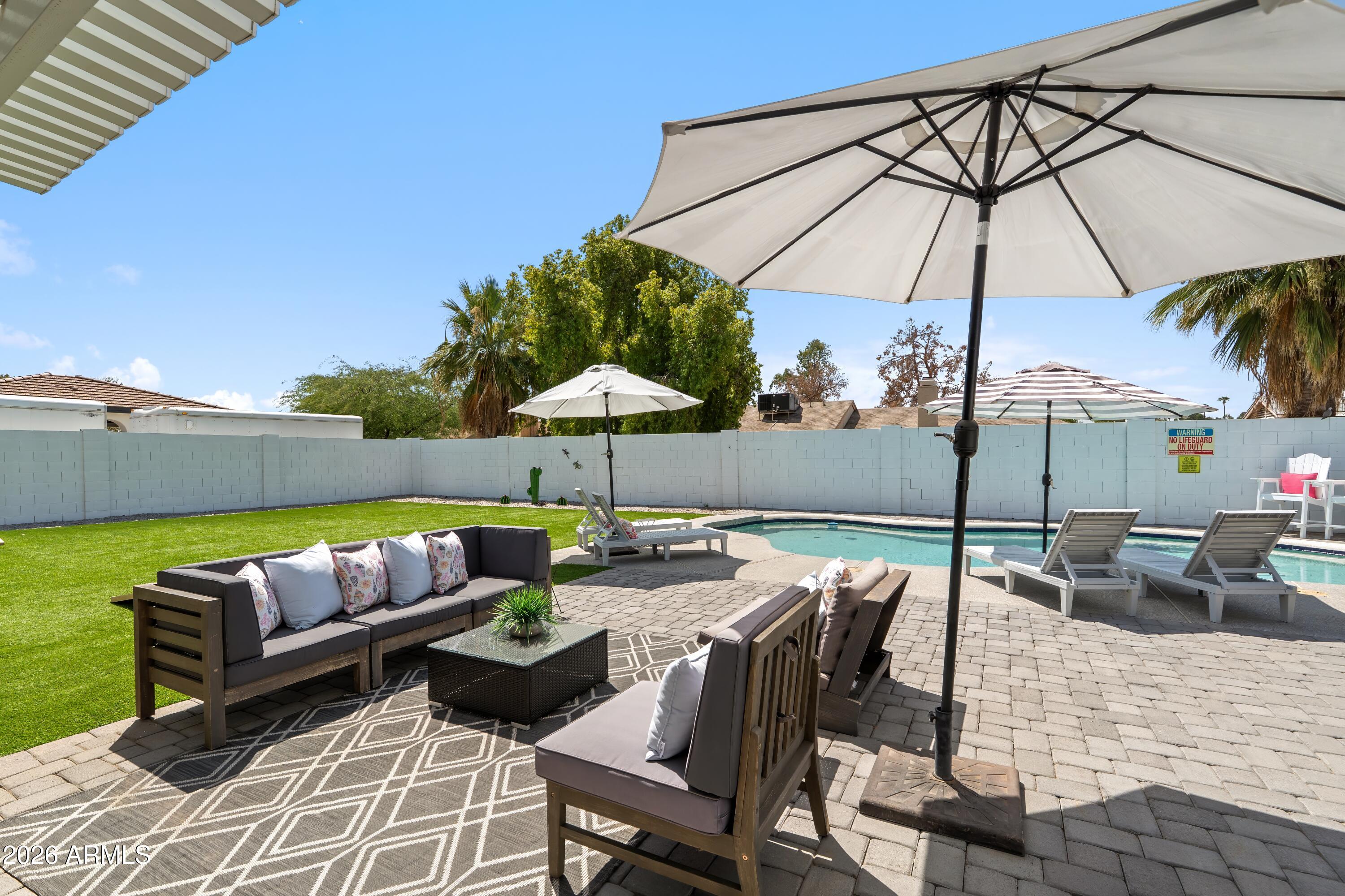2213 W IRMA Lane