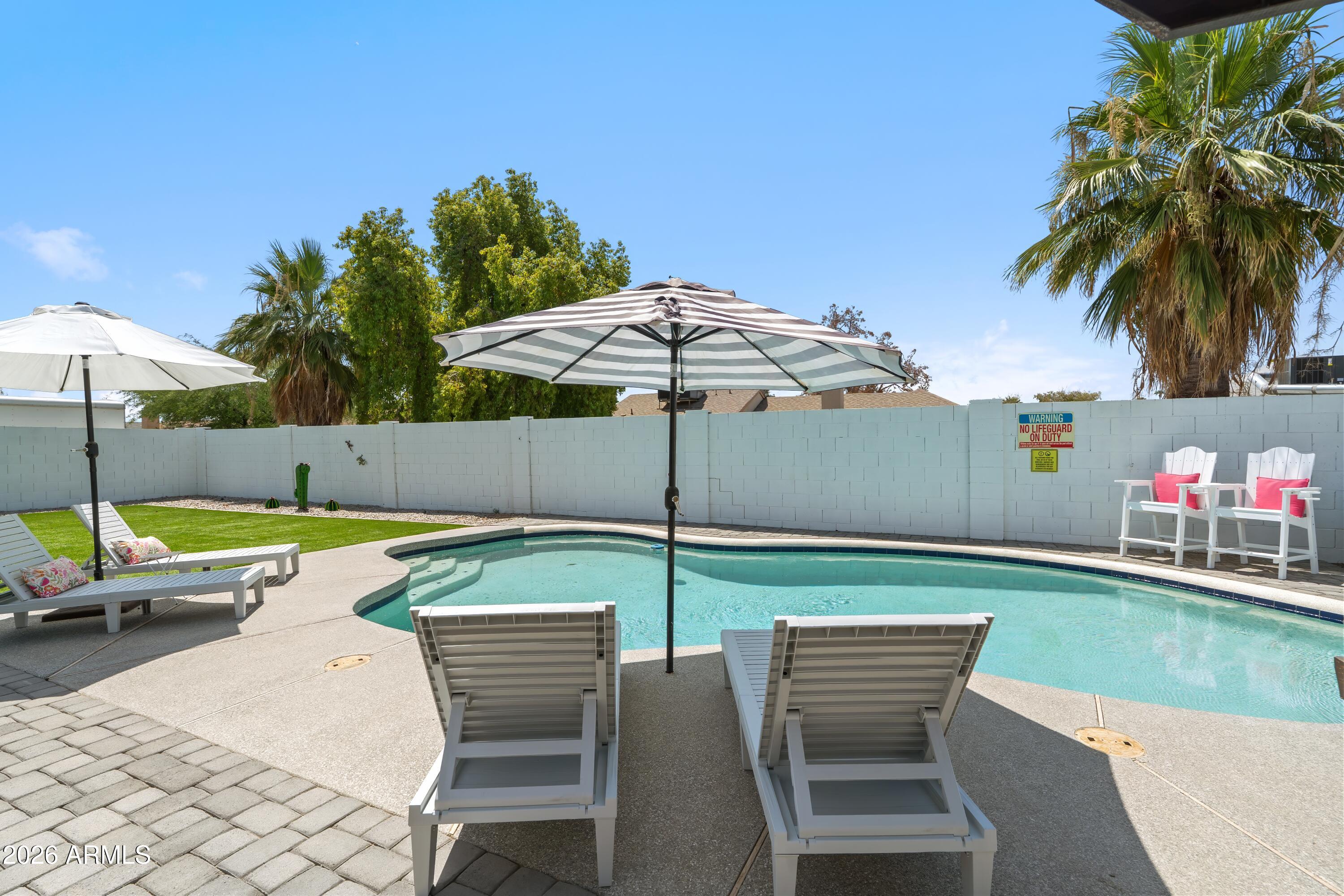 2213 W IRMA Lane
