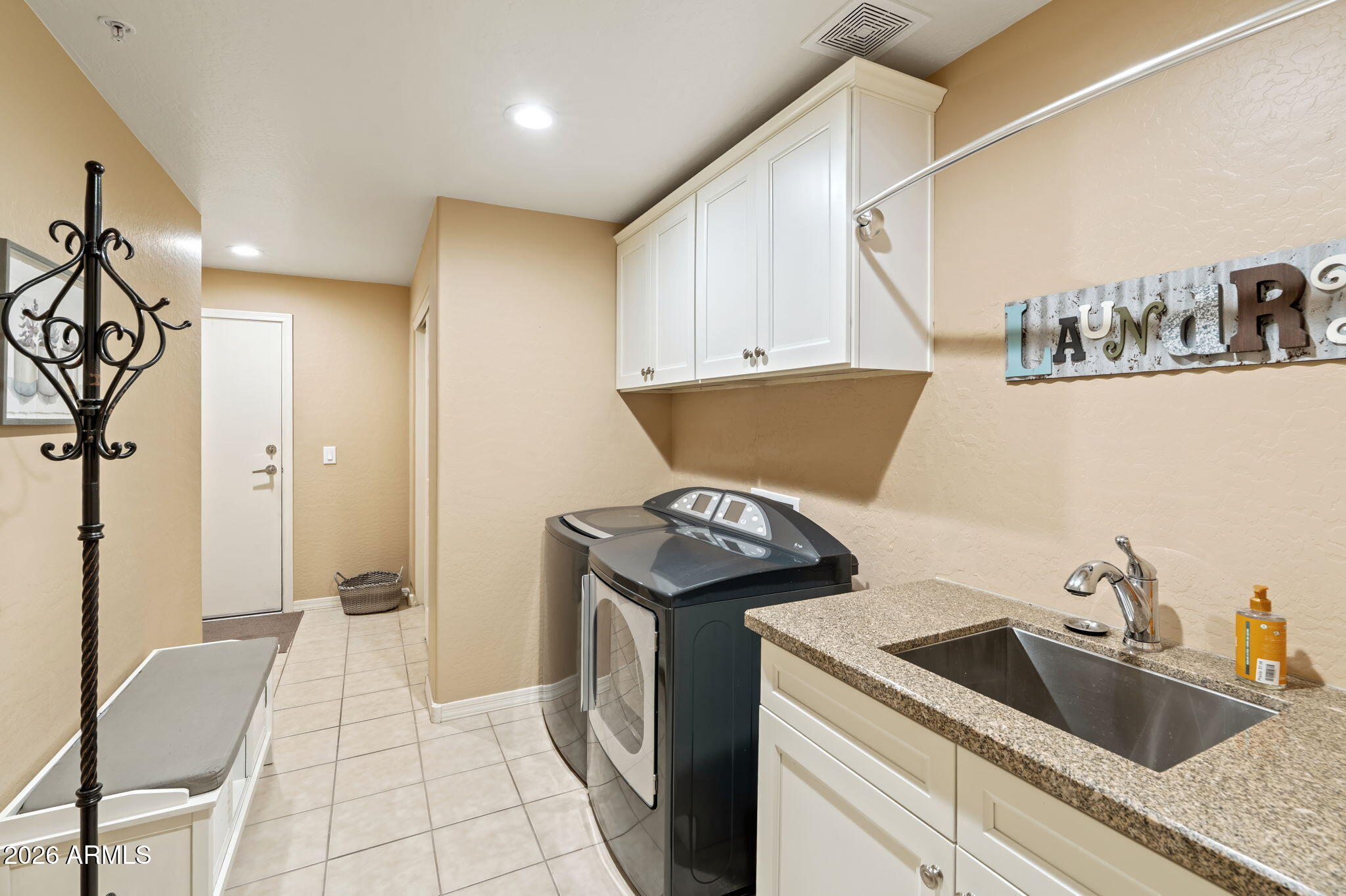 20121 N 76TH Street 1047