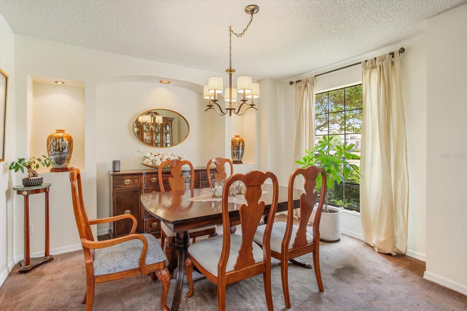 3920 RUNNING WATER DR