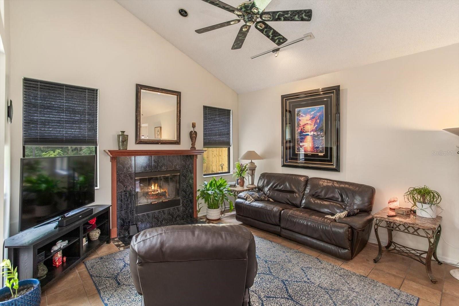 3920 RUNNING WATER DR