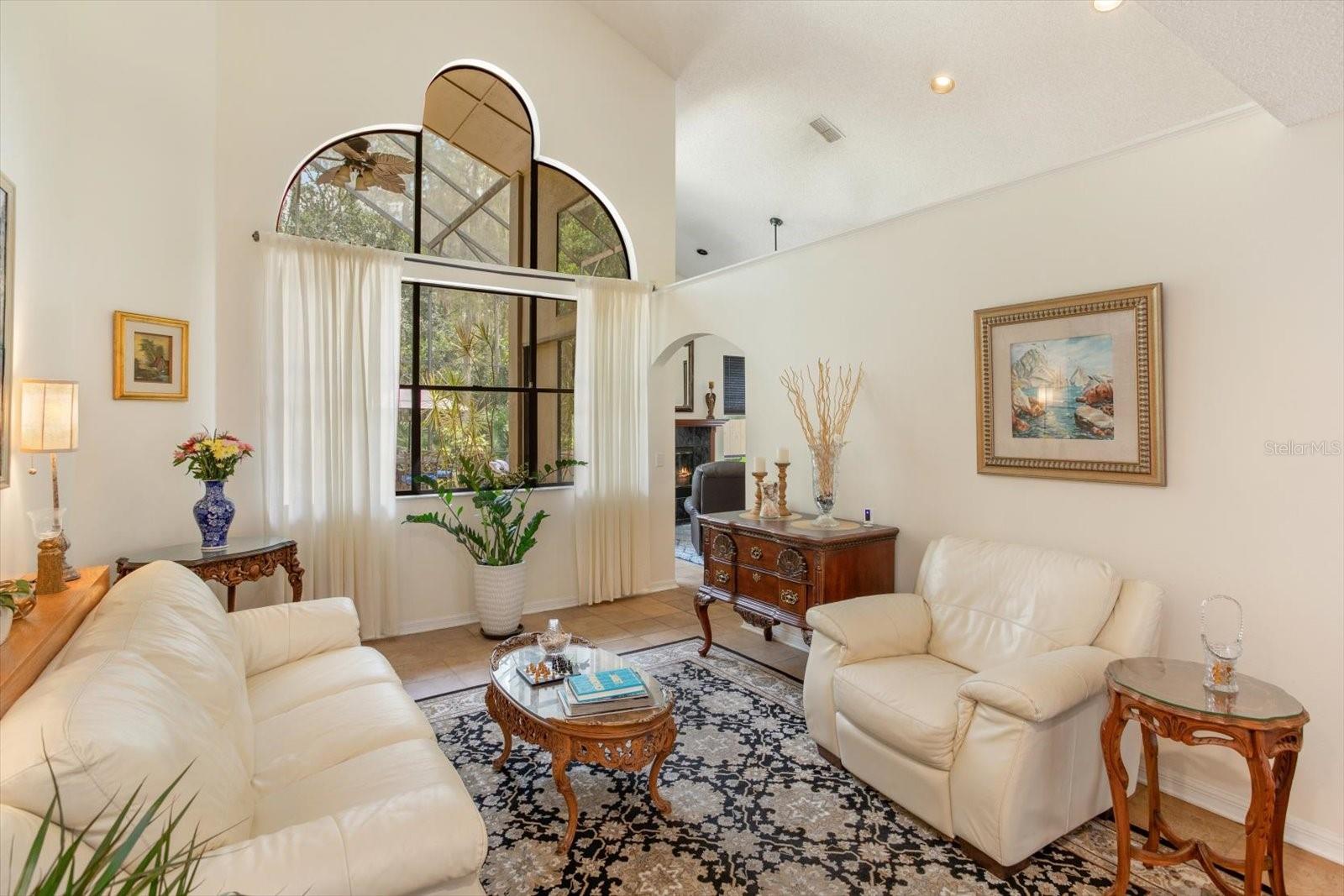 3920 RUNNING WATER DR