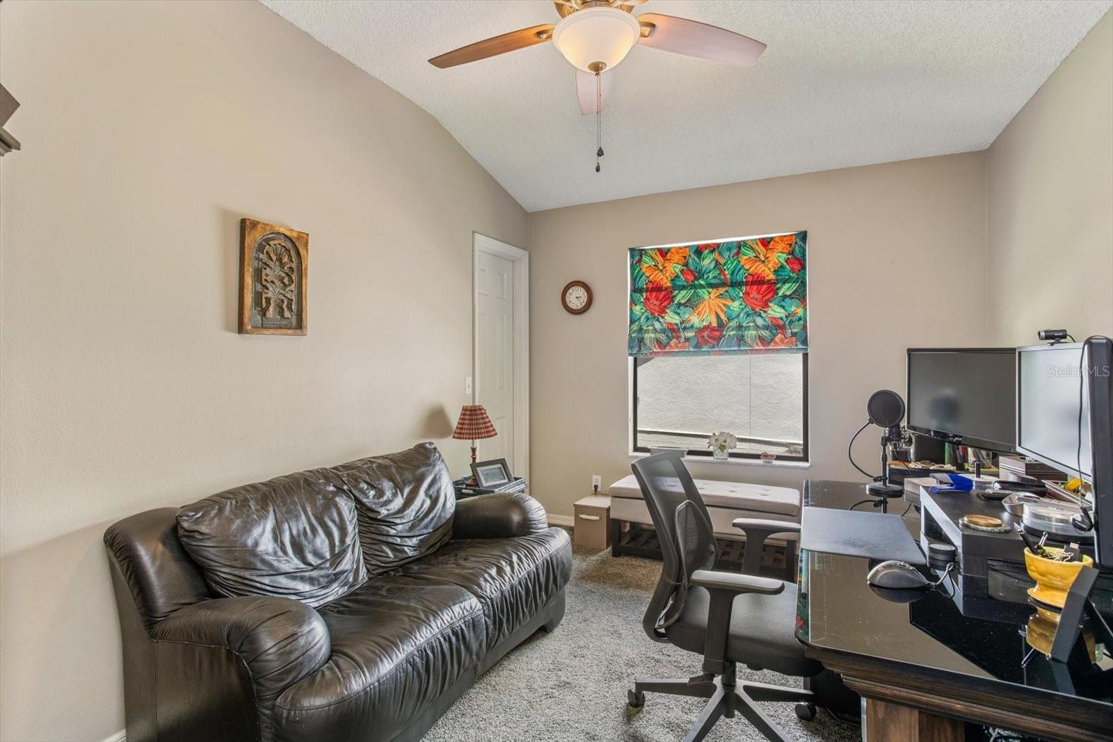 3920 RUNNING WATER DR