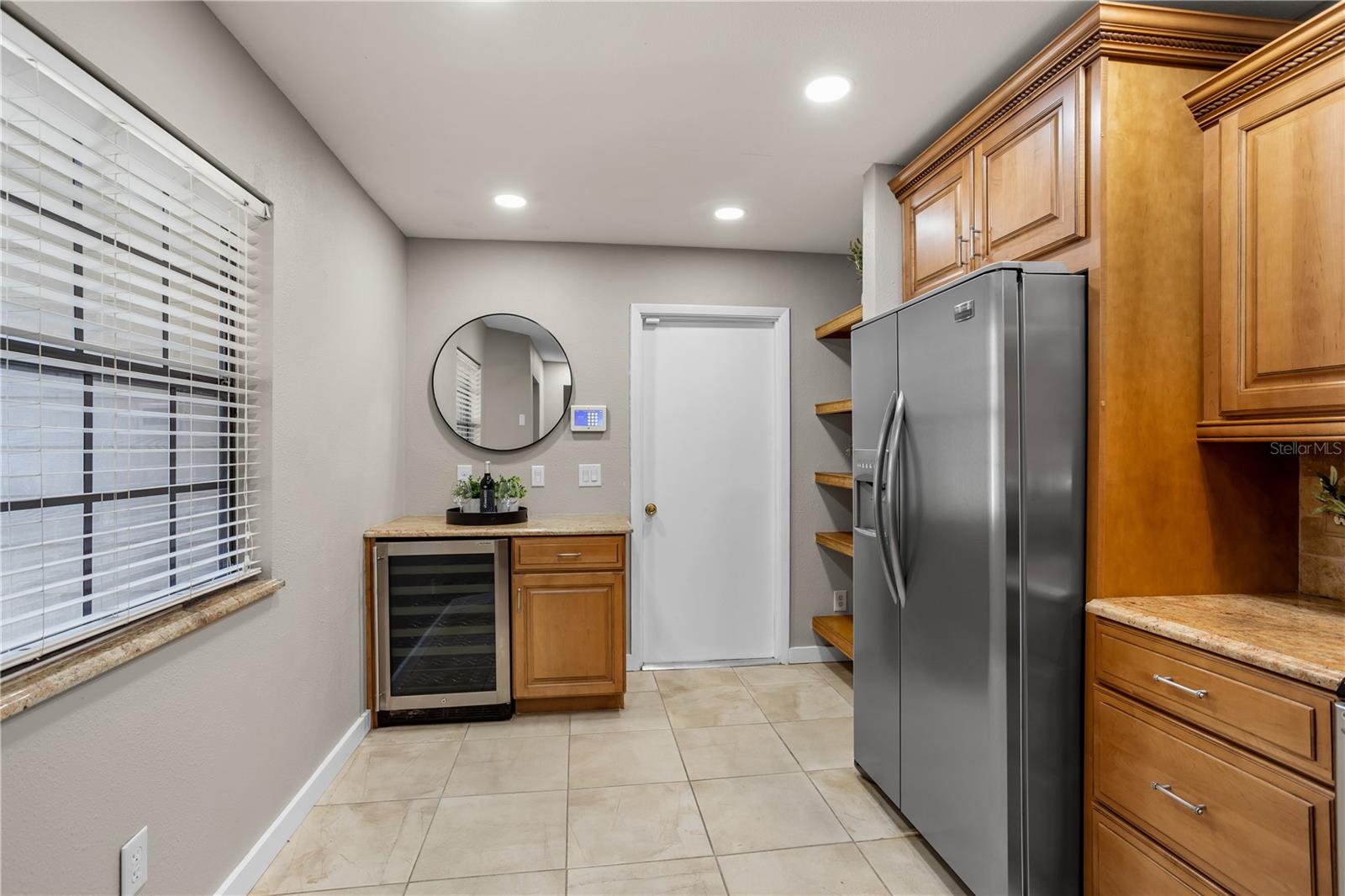 1147 MAPLE CREEK CT