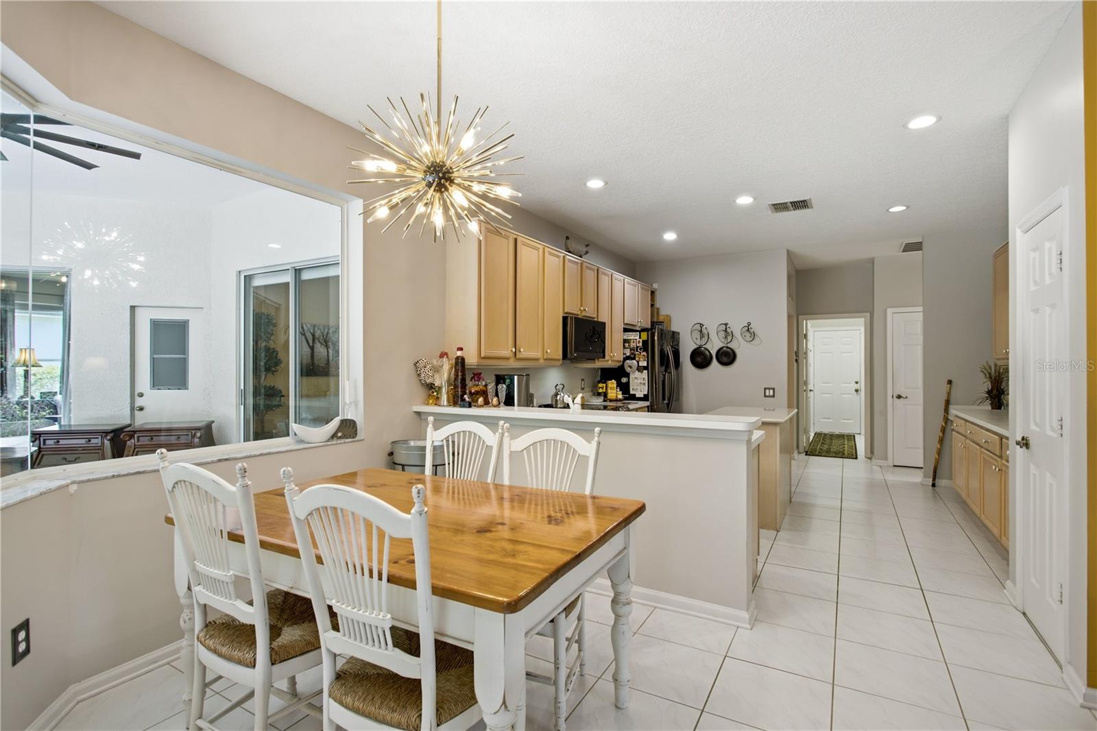 223 BLUE CREEK DR