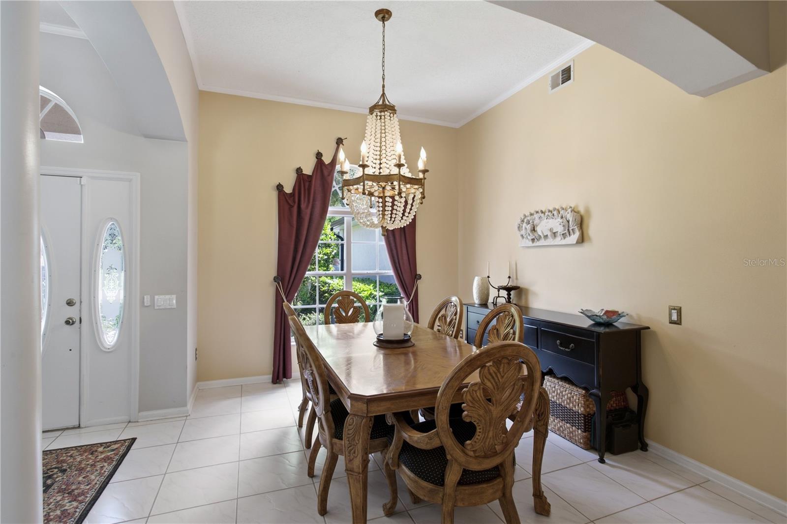 223 BLUE CREEK DR