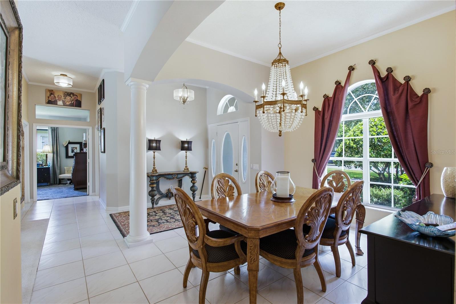 223 BLUE CREEK DR