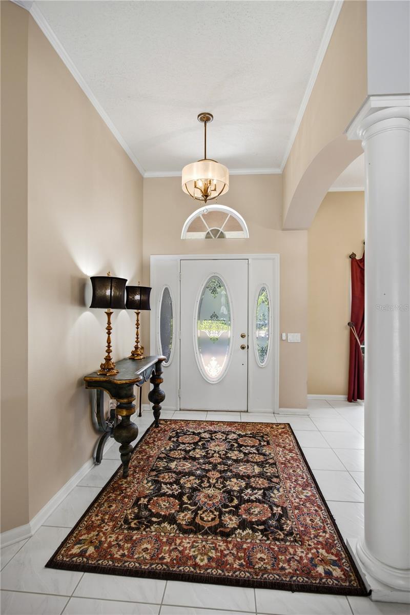 223 BLUE CREEK DR