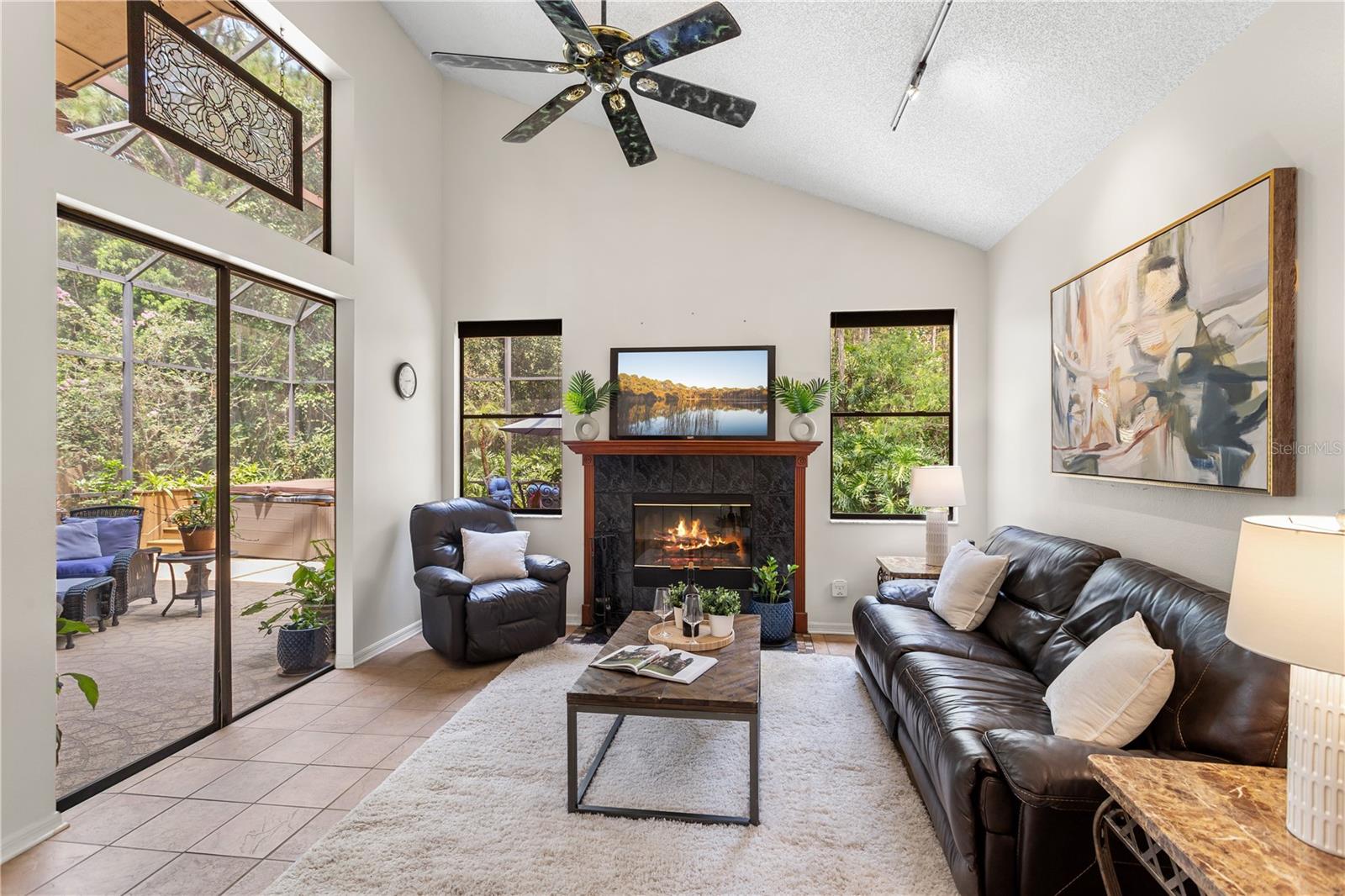 3920 RUNNING WATER DR
