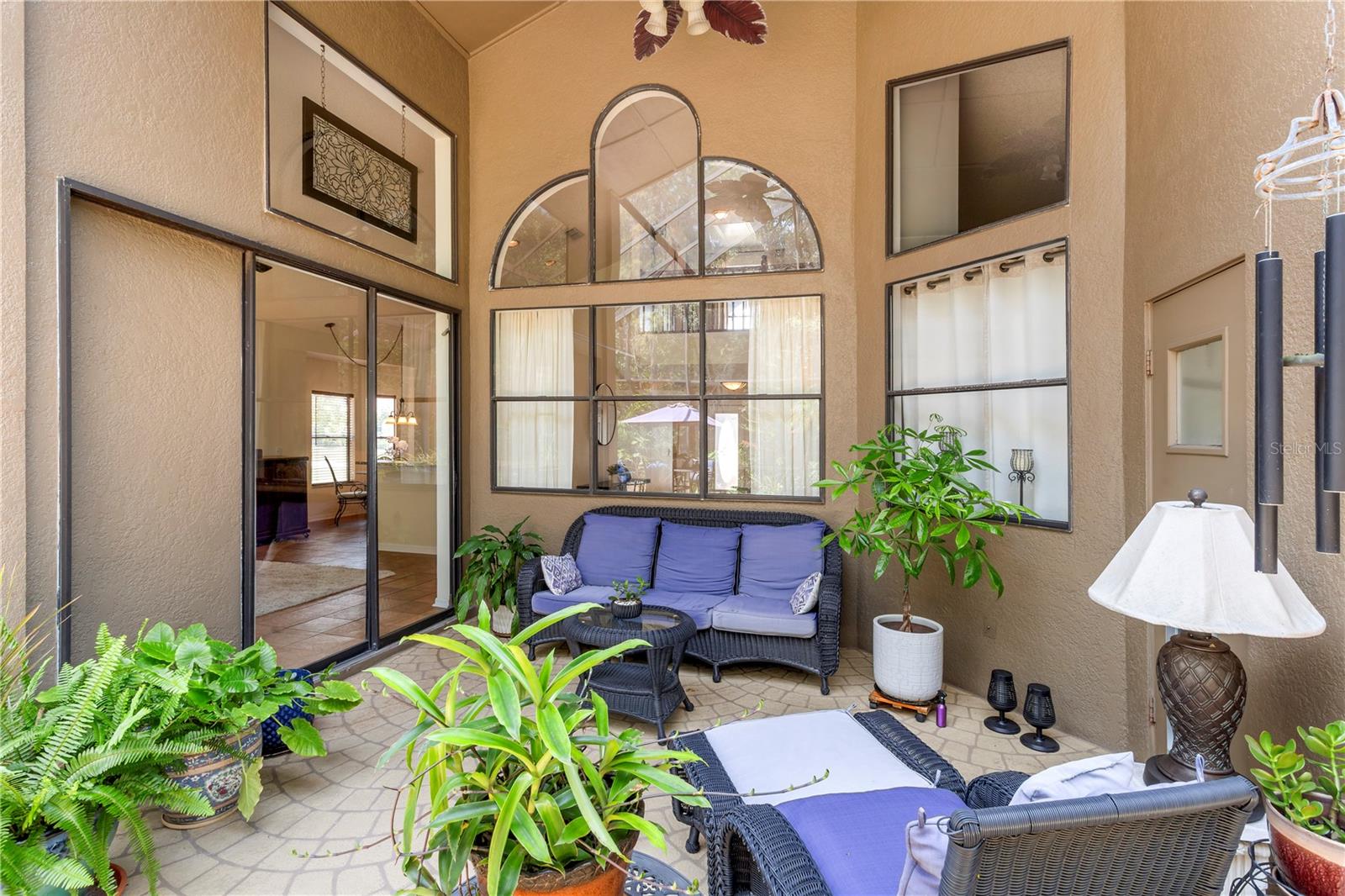 3920 RUNNING WATER DR