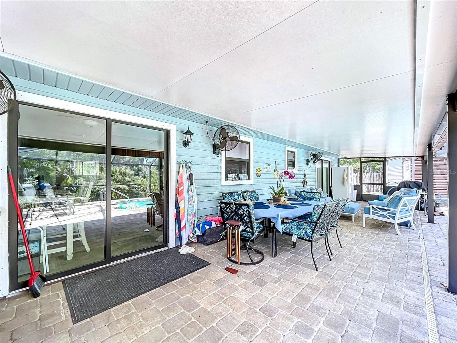 3705 PINE CIR