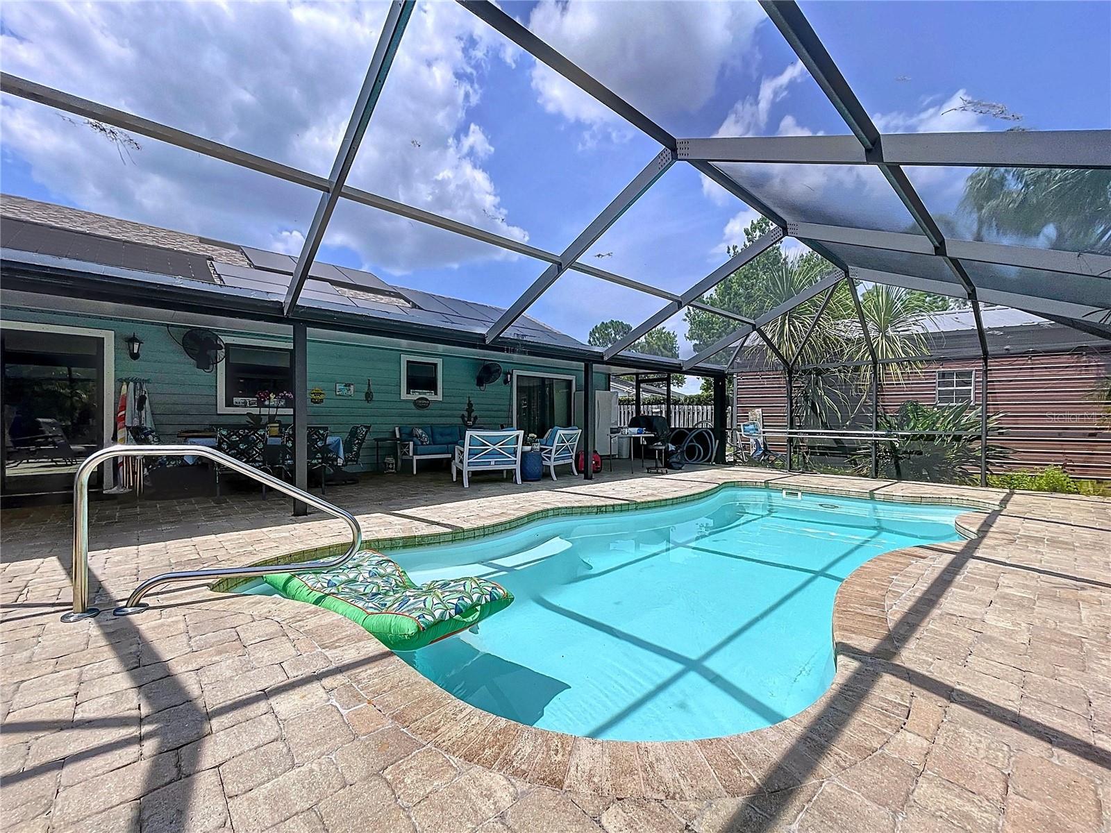 3705 PINE CIR