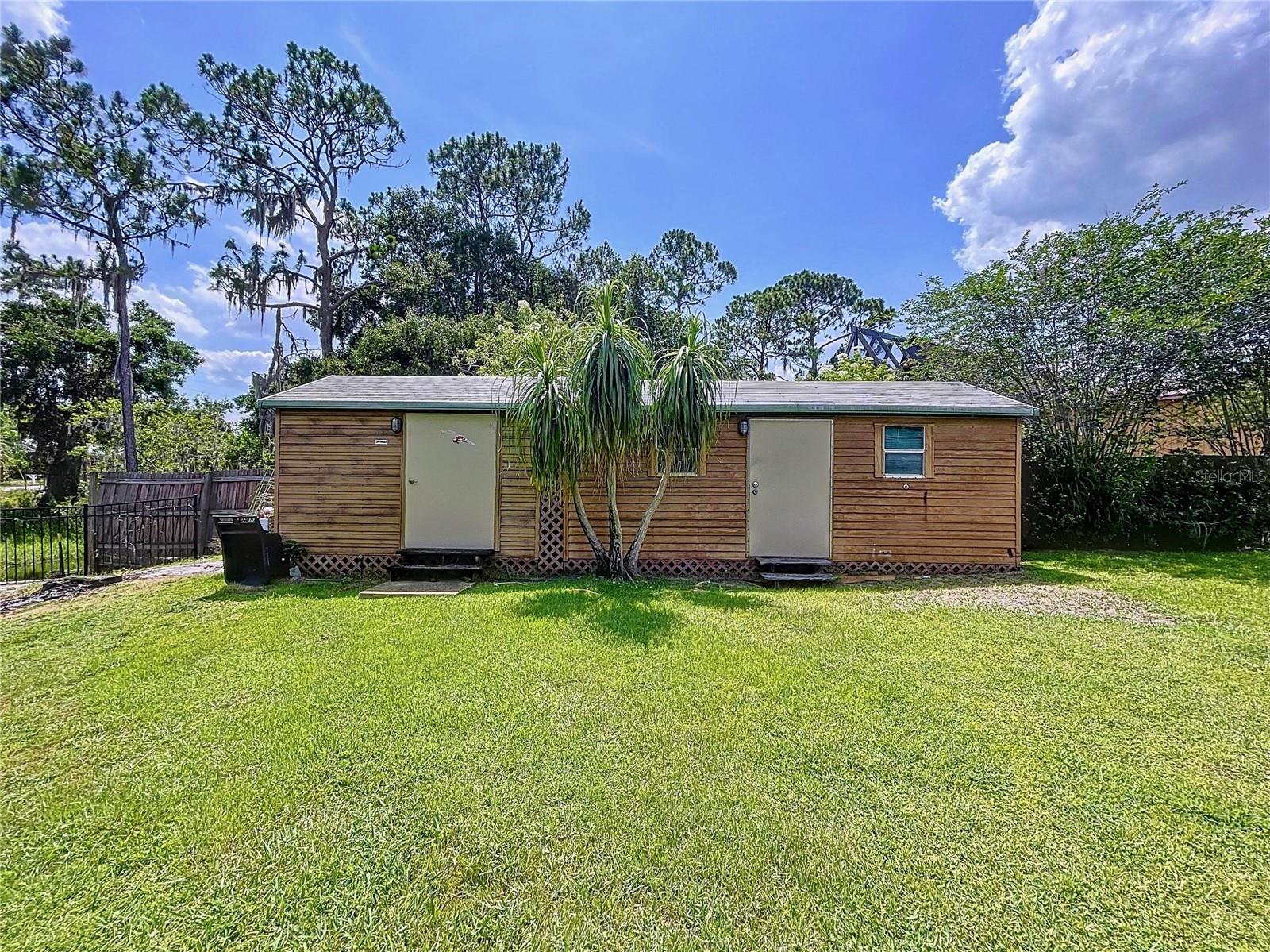 3705 PINE CIR