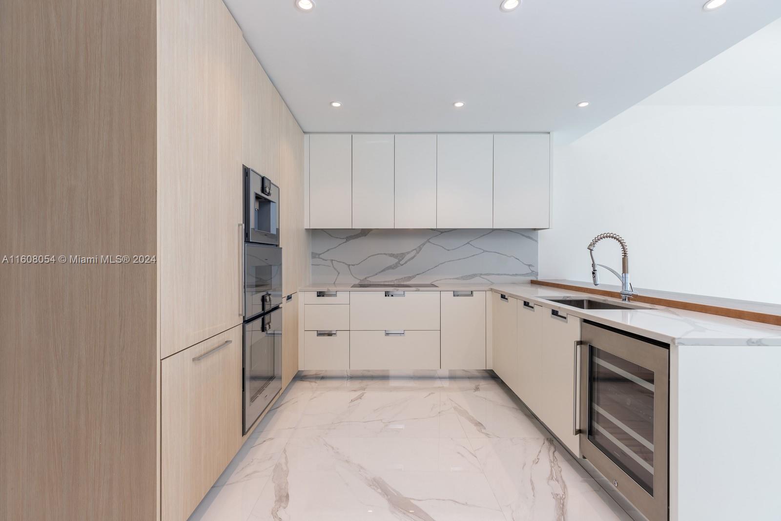 15701 Collins Ave # 2303