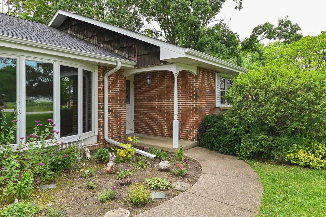 7636 256th Ave