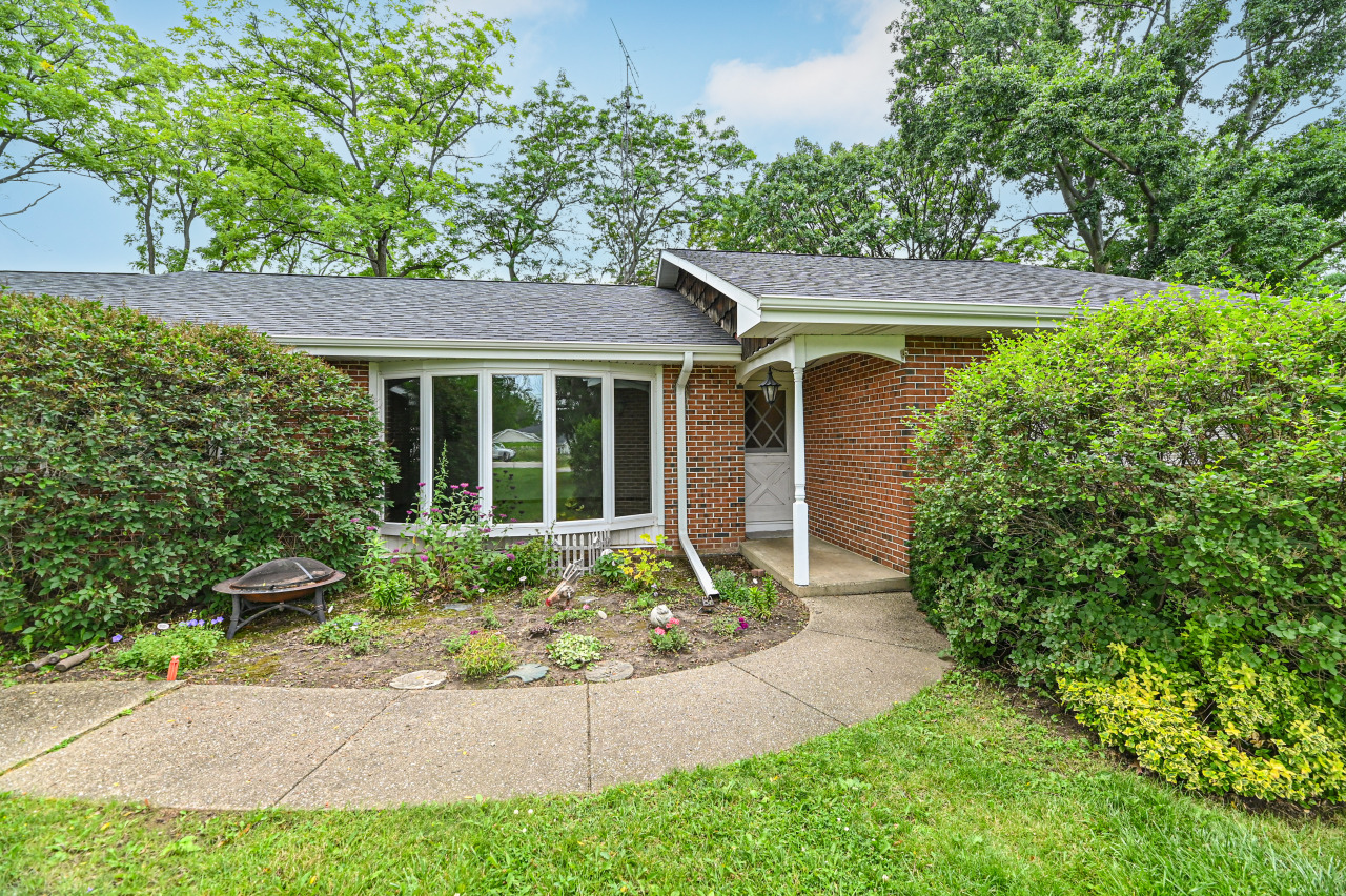 7636 256th Ave