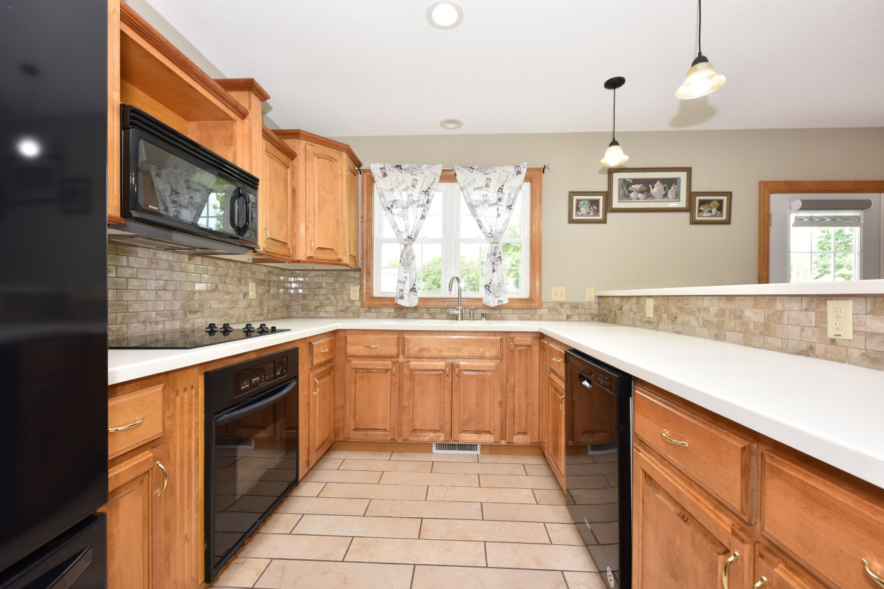 405 Mill St