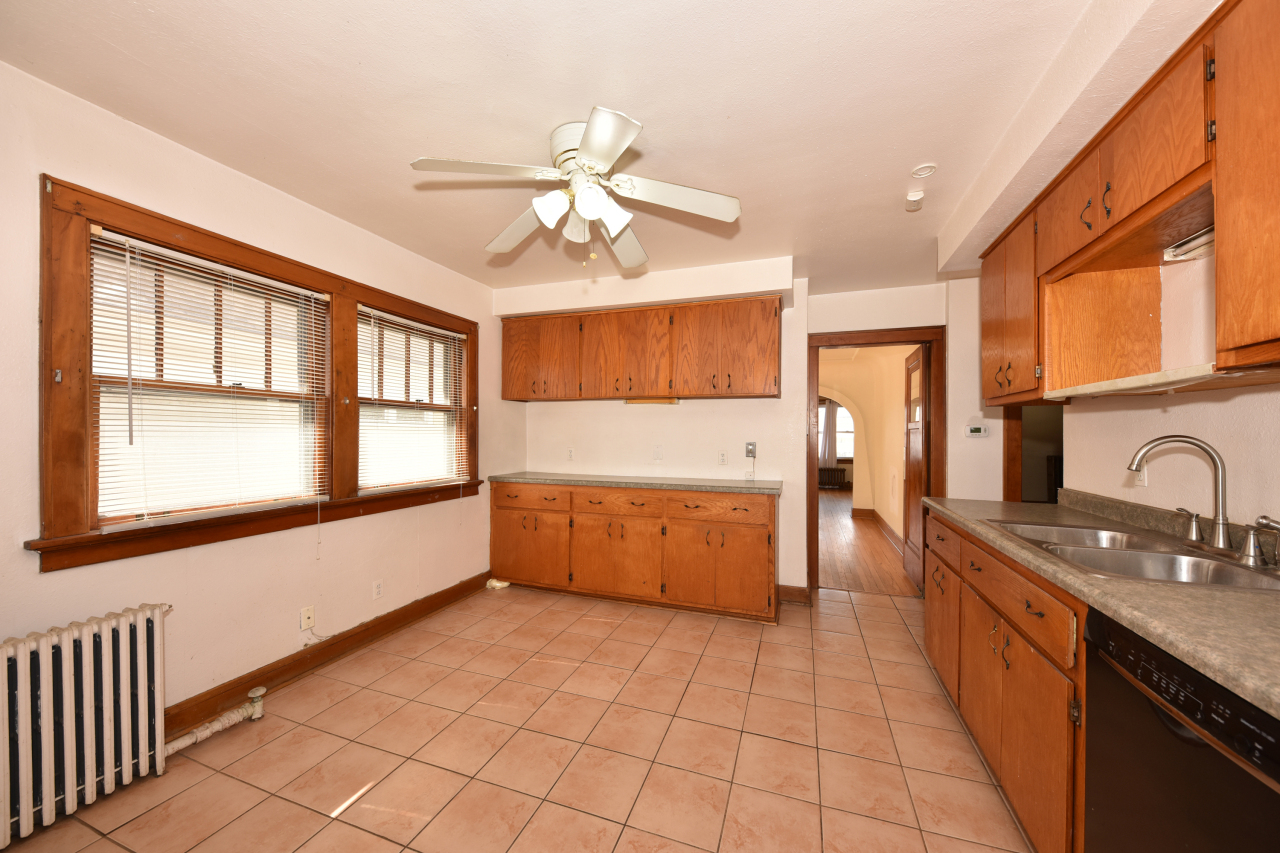 3456 S 15th Pl