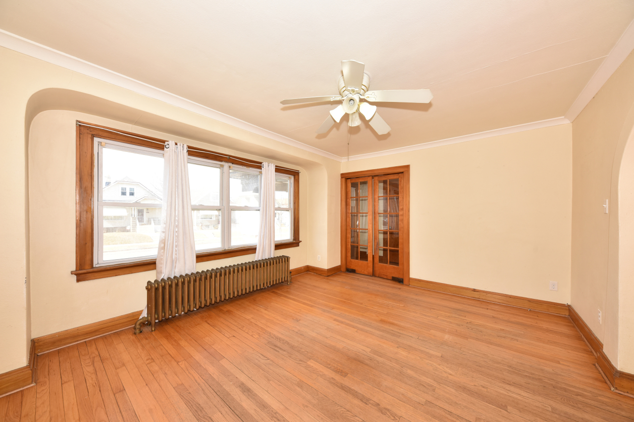 3456 S 15th Pl