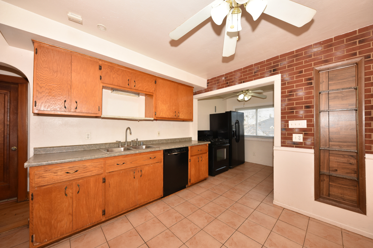 3456 S 15th Pl