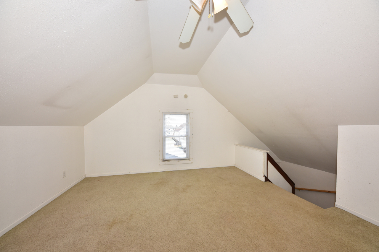 3456 S 15th Pl
