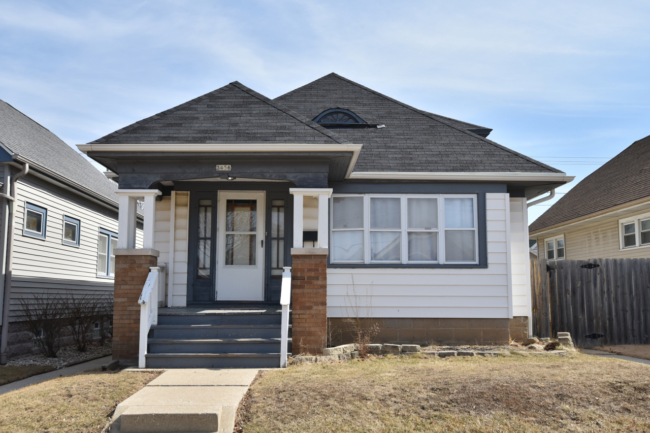 3456 S 15th Pl