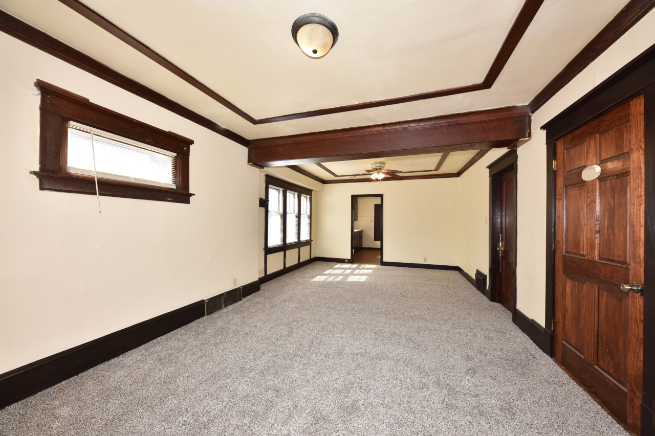 2749 N 36th St Unit: 2751
