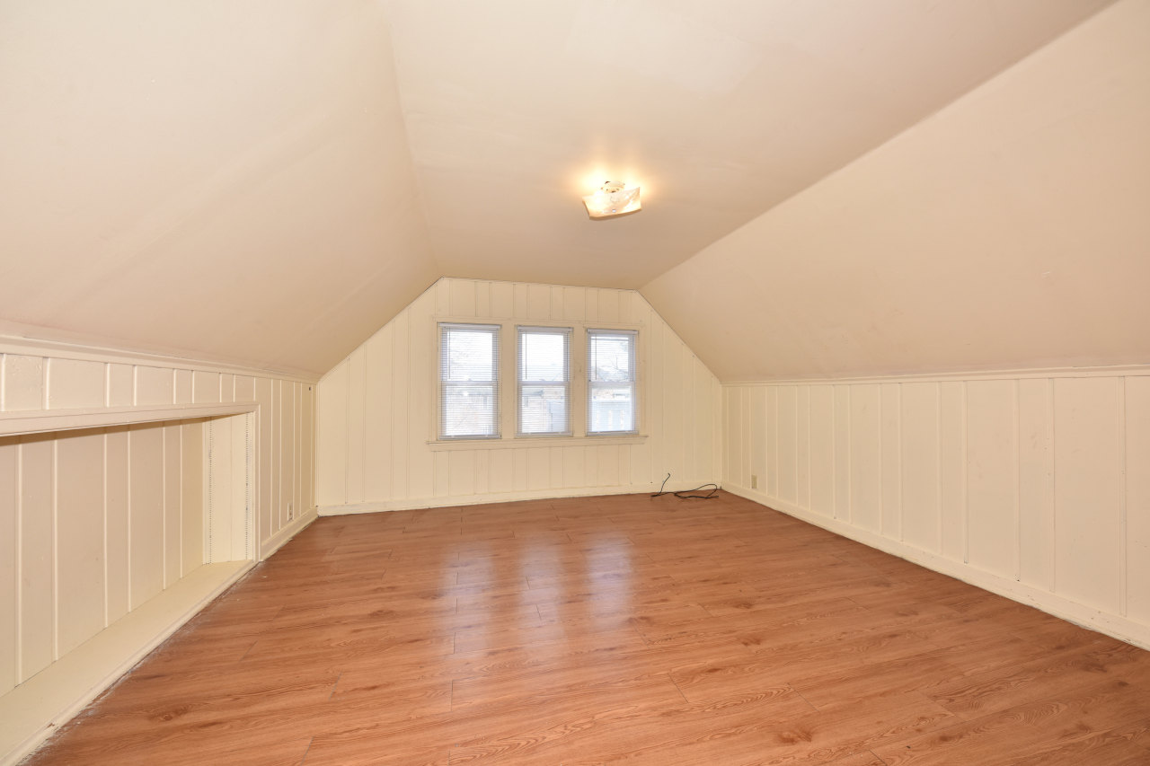 2749 N 36th St Unit: 2751