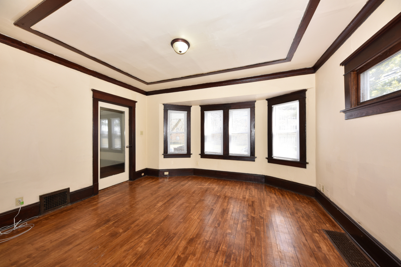 2749 N 36th St Unit: 2751