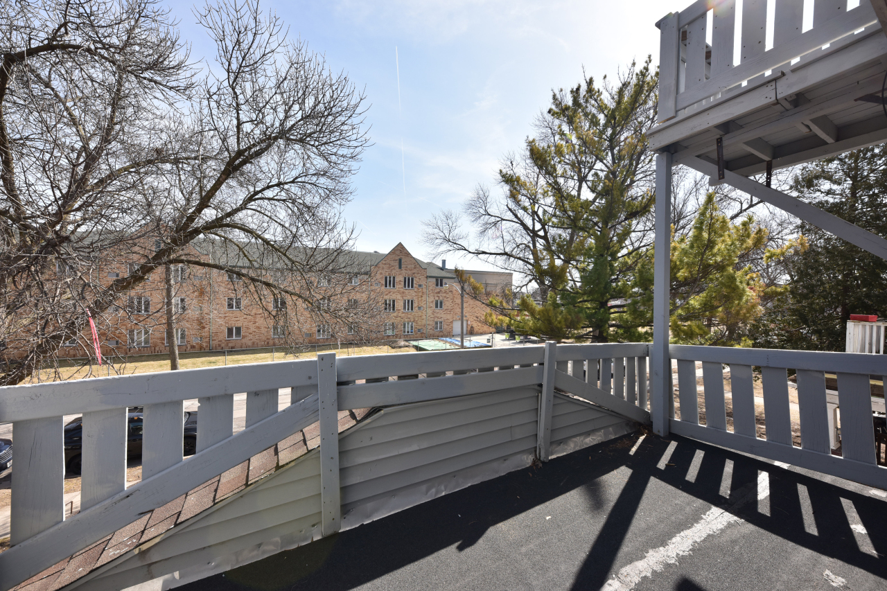 2749 N 36th St Unit: 2751