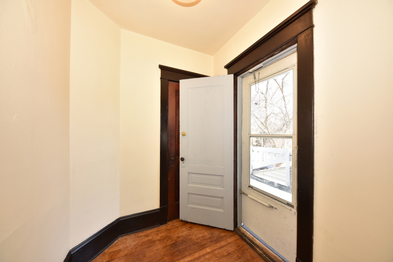 2749 N 36th St Unit: 2751