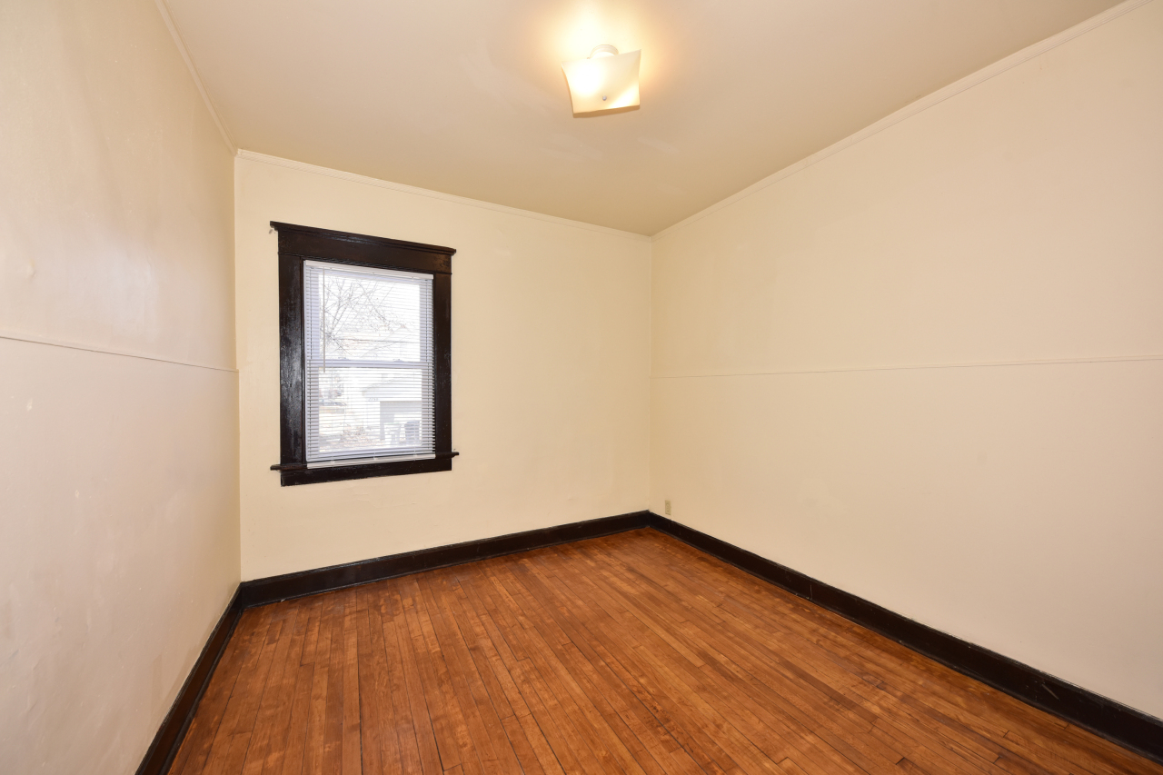 2749 N 36th St Unit: 2751