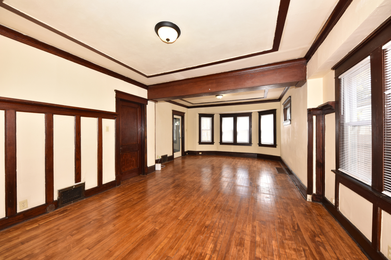 2749 N 36th St Unit: 2751