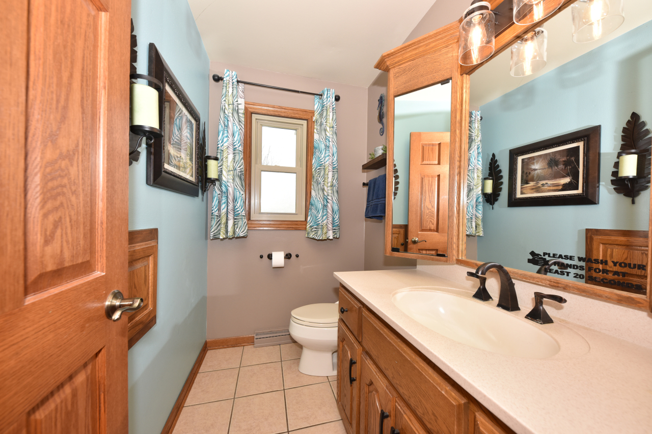 215 Michael St