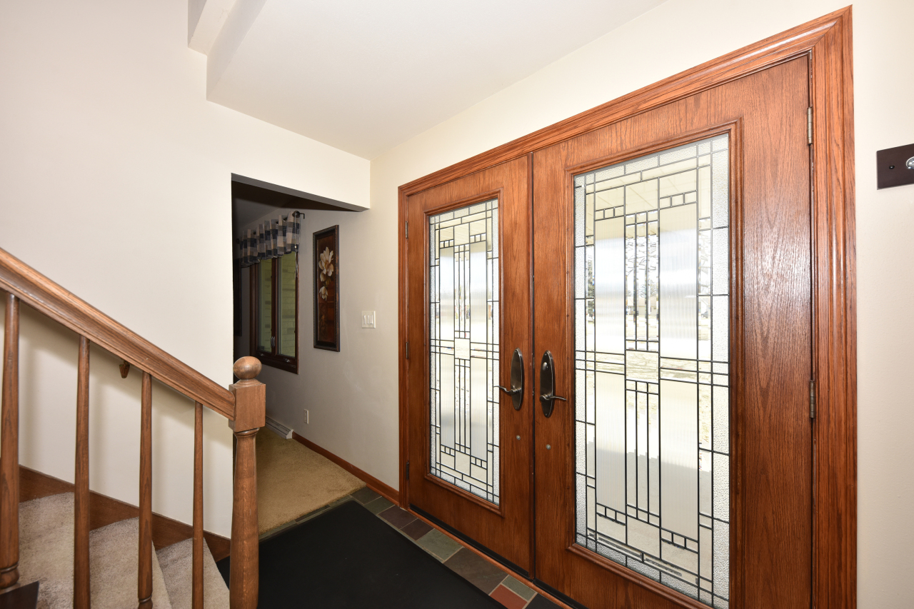 215 Michael St