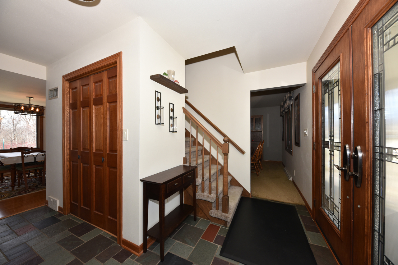 215 Michael St