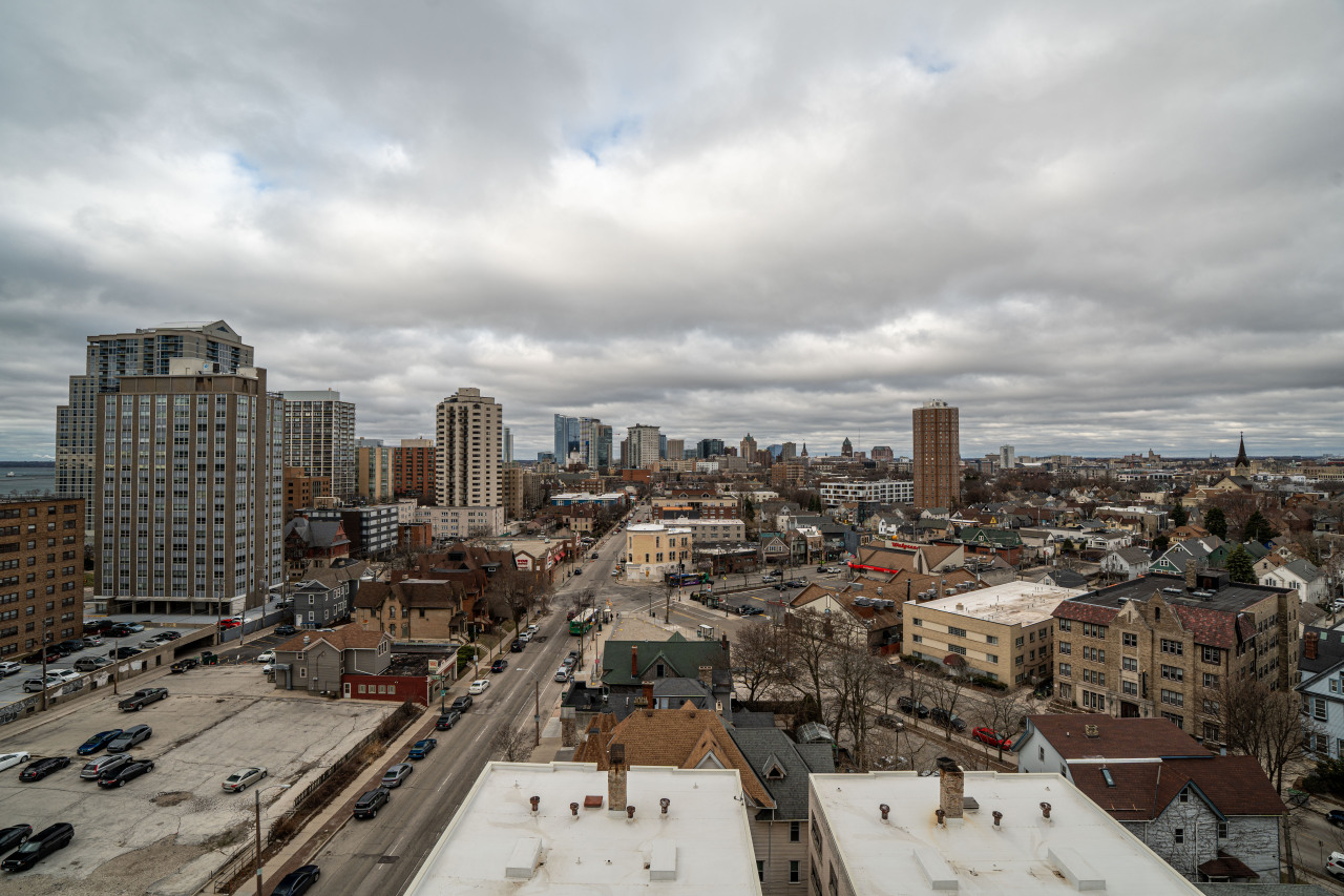 1550 E Royall Pl Unit: 1002