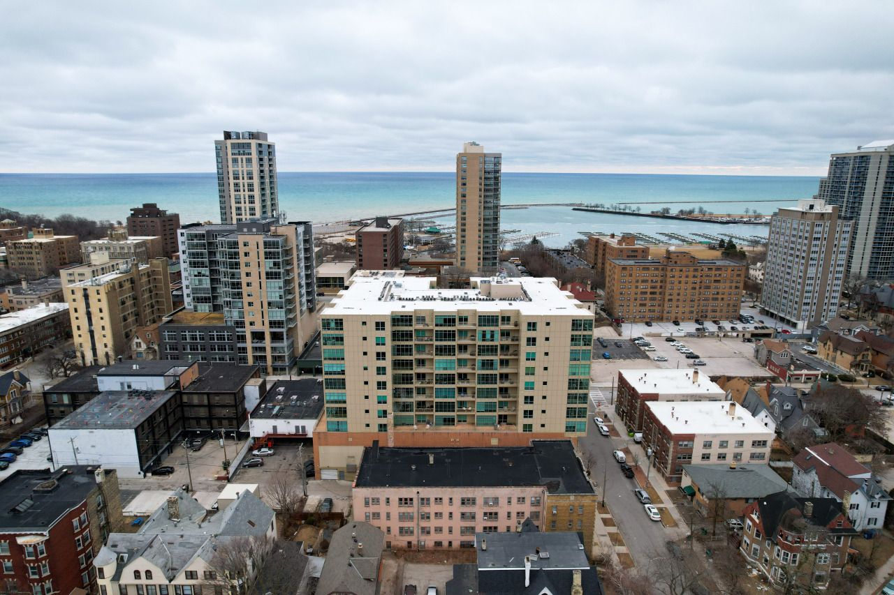1550 E Royall Pl Unit: 1002