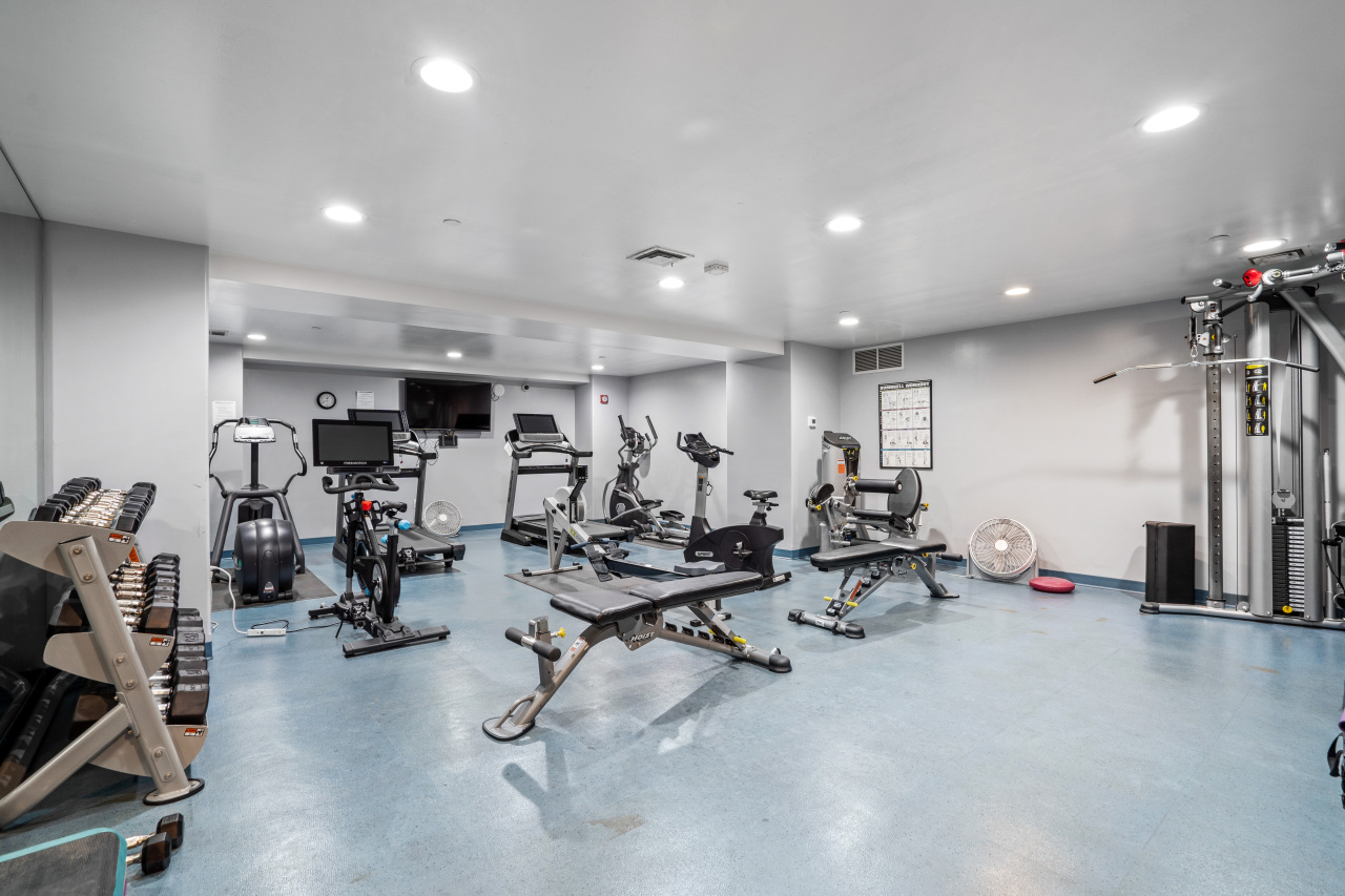 1550 E Royall Pl Unit: 1002