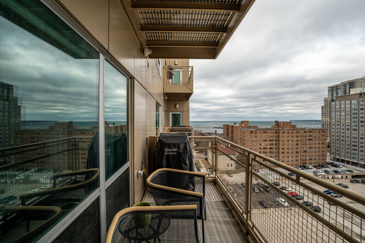1550 E Royall Pl Unit: 1002