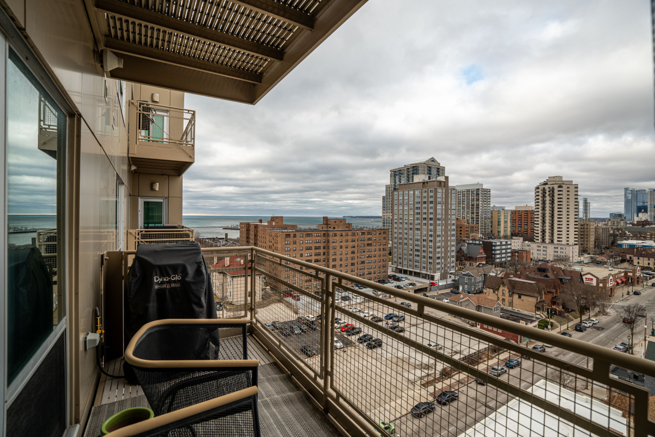 1550 E Royall Pl Unit: 1002