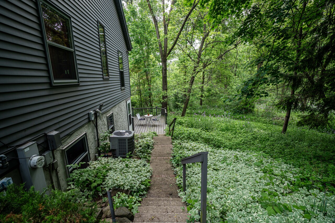 724 N Green Bay Rd
