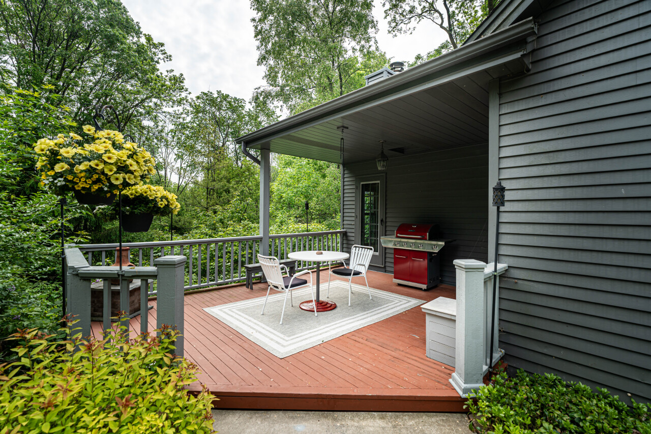 724 N Green Bay Rd
