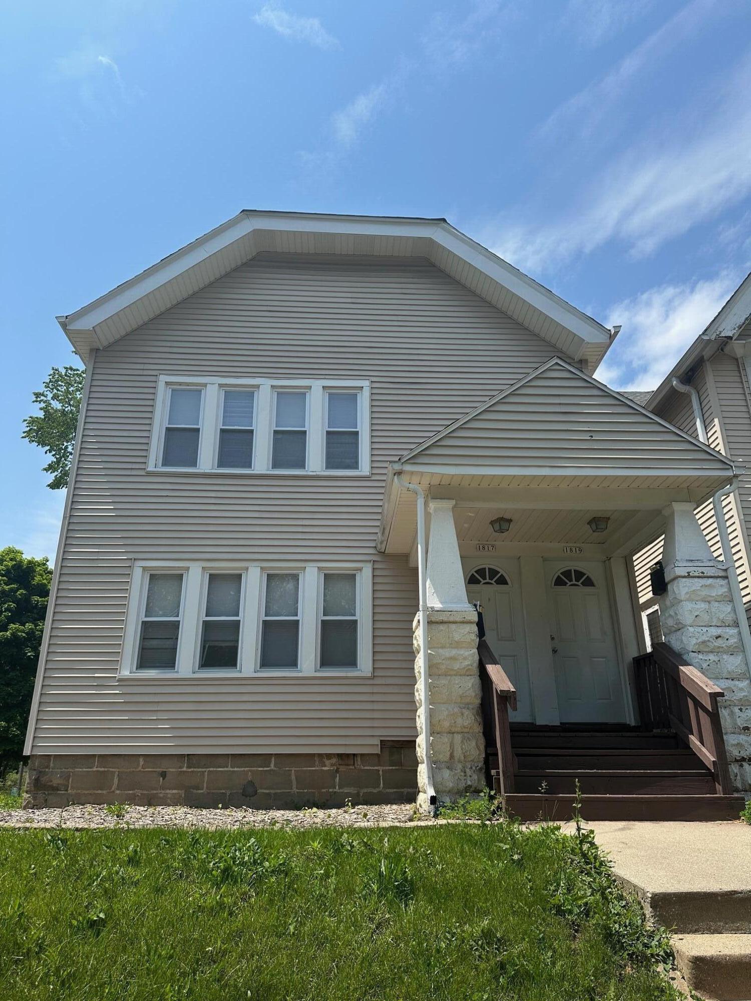 1817 N 36th St Unit: 1819
