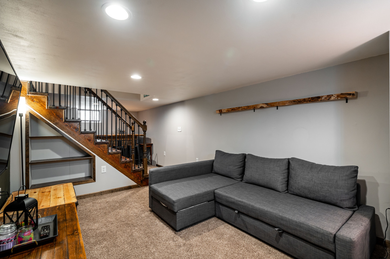 4170 S 1st Pl