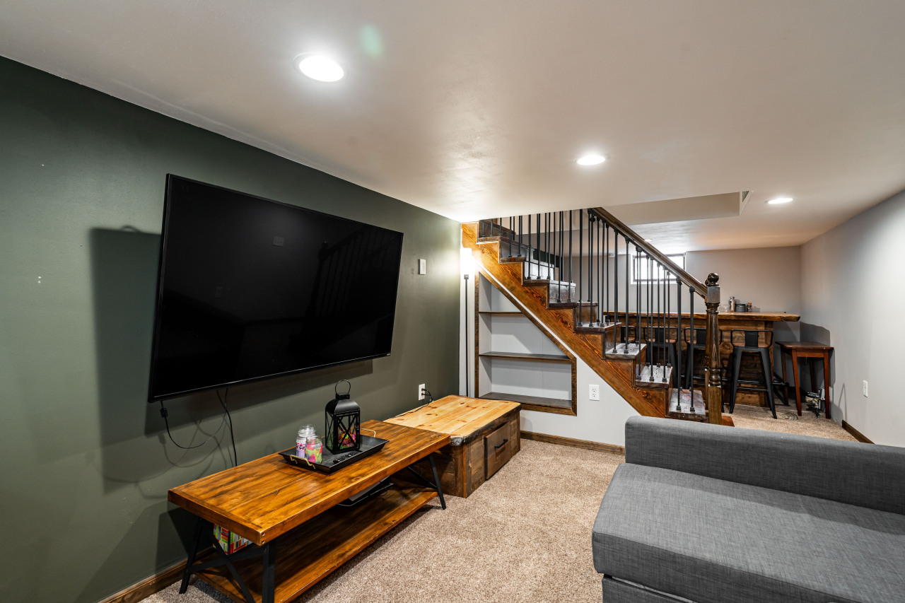 4170 S 1st Pl