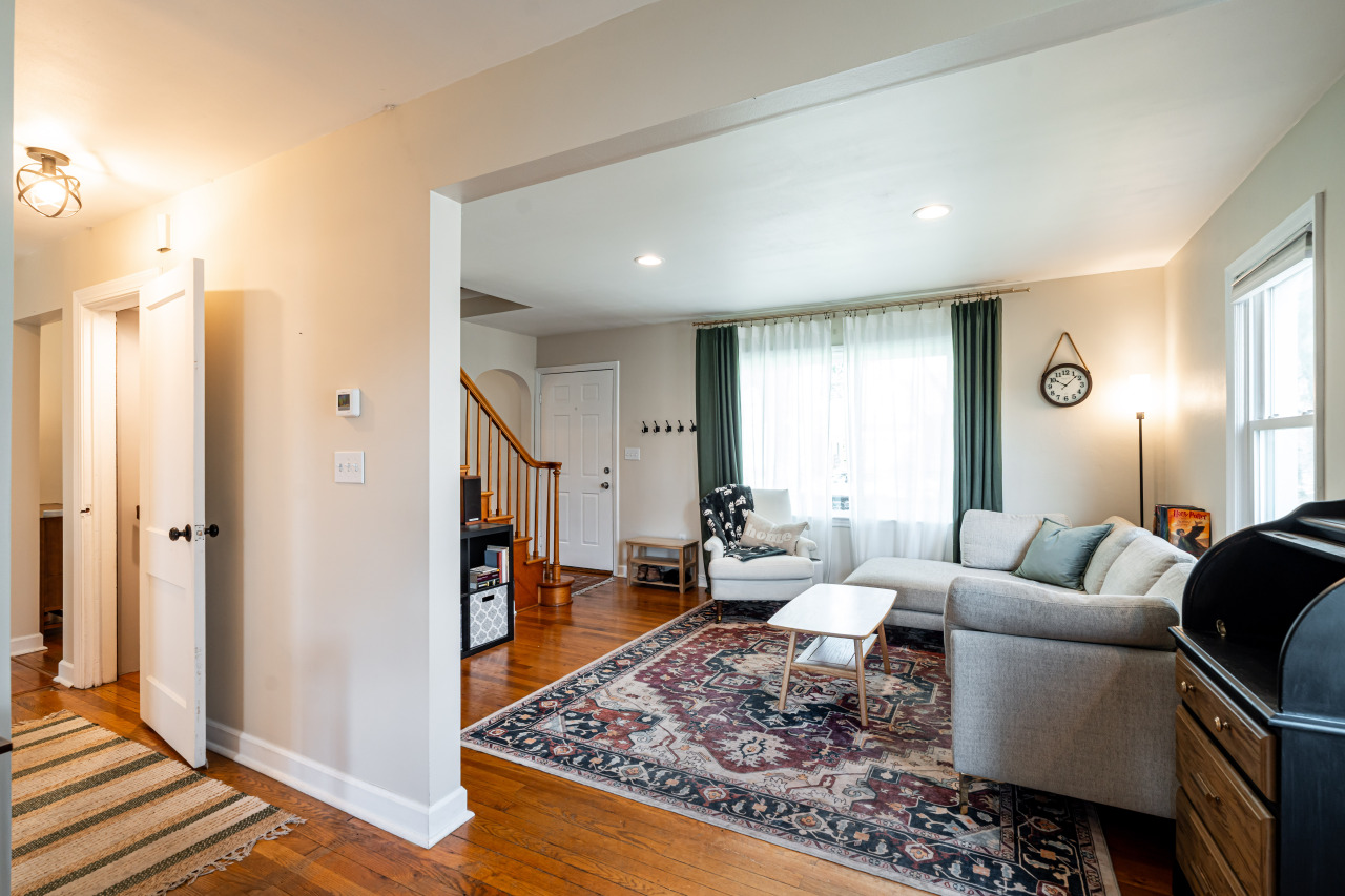 4170 S 1st Pl