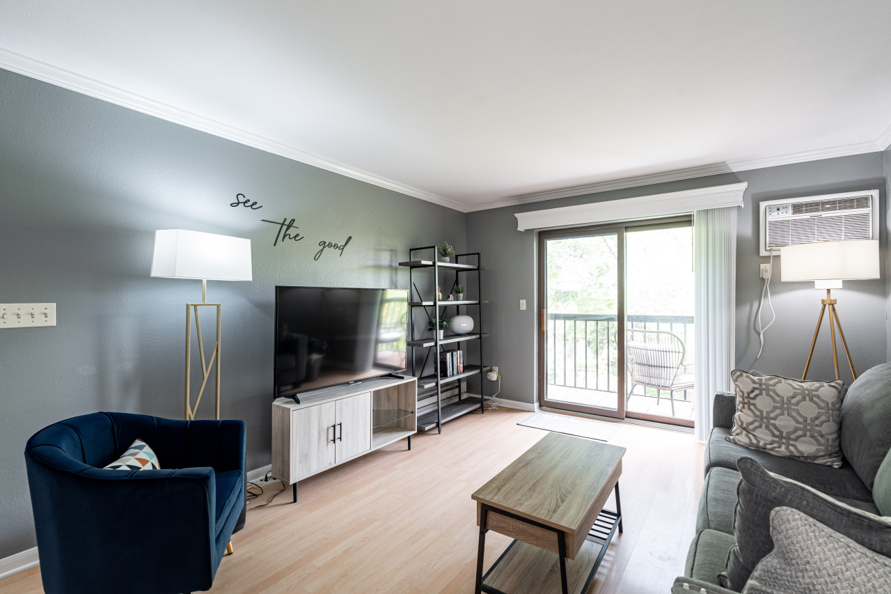 1108 N Milwaukee St Unit: 317